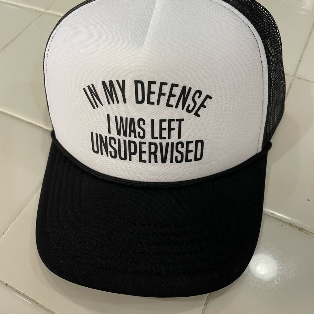 Black and White‎ Trucker Cap
